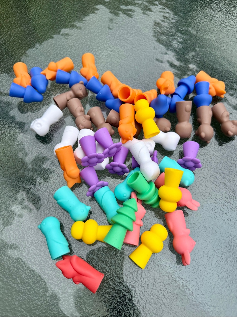 Lovevery Counting Peg Board Set | Montessori Math Toy | Complete - Picture 5 of 7